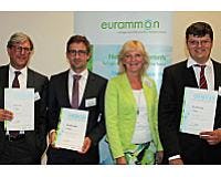 De winnaars van de Natural Refrigeration Award 2015. Van rechts: Christian Lucas (TU Braunschweig), Monika Witt (voorzitter van eurammon), Christoph Steffan (TU Dresden), Josef Neuberger (namens Robert Hiller, ESAK Maintal).