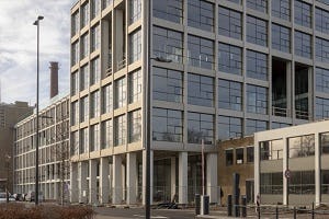 Ammoniak-chillers/warmtepompen speciaal voor de gebouwde omgeving